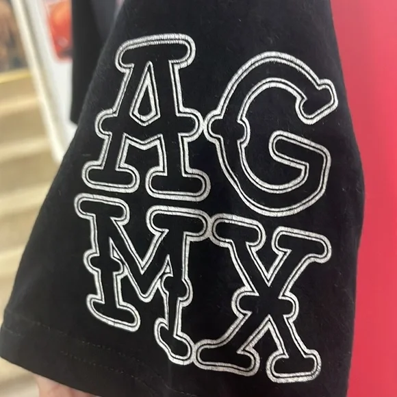 Size L graphic tee - Picture 5 of 6